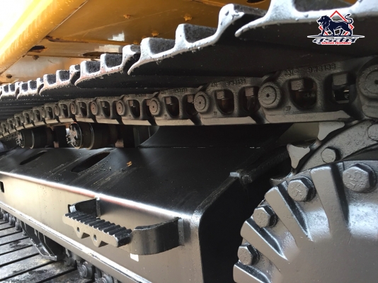 ขายรถแบ็คโฮ CAT 320D (Japan) ใช้งานเพียง 6,774 ชั่วโมง สภาพนางฟ้า