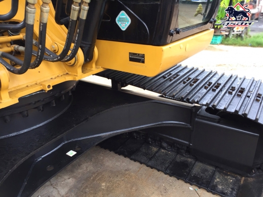 ขายรถแบ็คโฮ CAT 320D (Japan) ใช้งานเพียง 6,774 ชั่วโมง สภาพนางฟ้า