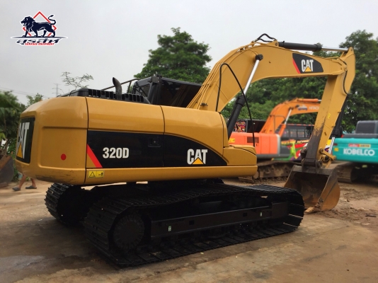 ขายรถแบ็คโฮ CAT 320D (Japan) ใช้งานเพียง 6,774 ชั่วโมง สภาพนางฟ้า