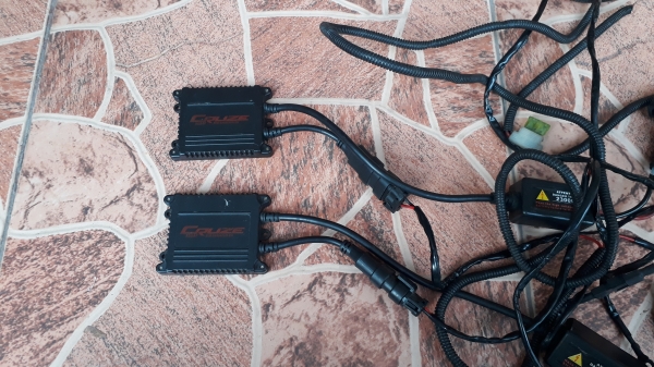 ชุดบัลลาสไฟ XENON CRUZE