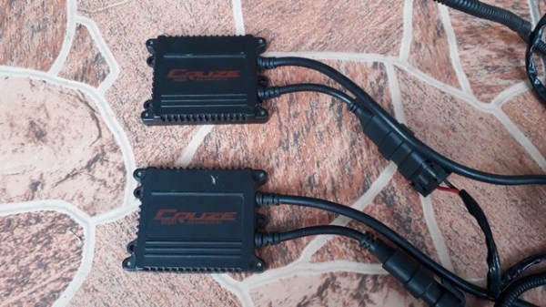 ชุดบัลลาสไฟ XENON CRUZE