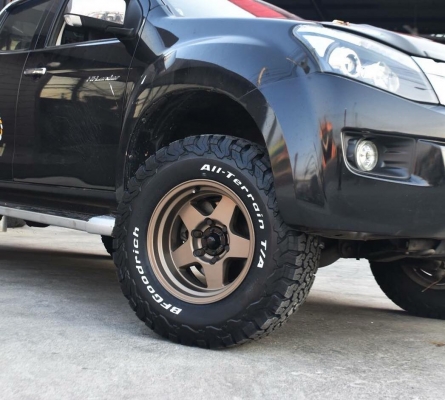 ล้อลายBradley V 16x8 off 0 สภาพสวย สีเดิมๆ4วง