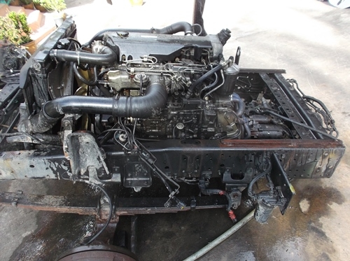 ขายเครื่อง ISUZU 4HE1 เทอโบ พร้อมเกียร์ หม้อน้ำ อินเตอร์คูลเลอร์  เครื่องนอกมีหมายเลข