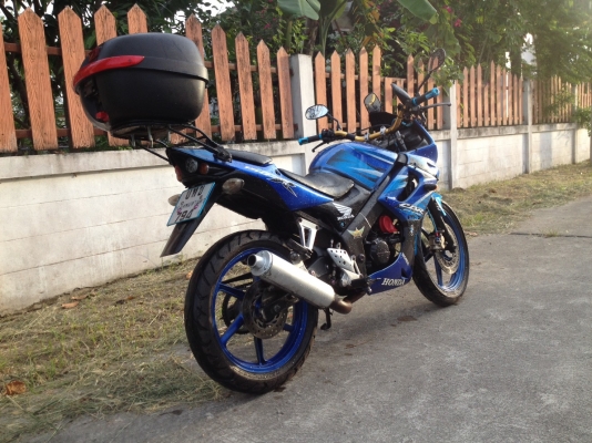 ขาย CBR150 แนวทัวร์ริ่ง วิงดีมากไกลๆสบายๆ ราคา 24,000 บาท -เครื่องดีมาก เสียงท่อนุ่มๆ ทะเบียน 61 เอกสารพร้อมโอนขนส่ง 093-957-8297 ID : note07957 FB : https://www.facebook.com/Note4miniChaly/