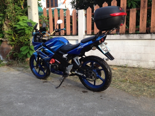 ขาย CBR150 แนวทัวร์ริ่ง วิงดีมากไกลๆสบายๆ ราคา 24,000 บาท -เครื่องดีมาก เสียงท่อนุ่มๆ ทะเบียน 61 เอกสารพร้อมโอนขนส่ง 093-957-8297 ID : note07957 FB : https://www.facebook.com/Note4miniChaly/