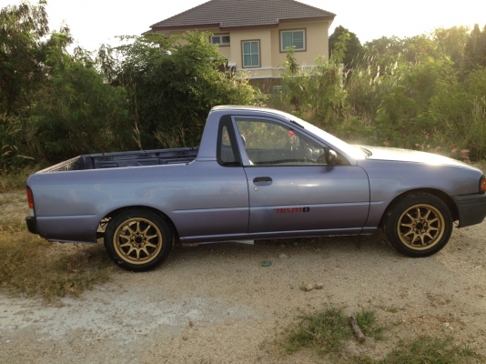 ขายด่วน 55,000 บาท ทะเบียนโอน ภาษี 61 พึ่งต่อมา เครื่องเดิมหัวฉีด ไม่มีเยิ้ม เครื่องดีมาก เงียบๆ กดพุ่ง เกียร์ธรรมดา ล่าสุดขับกล้บบ้านต่างจังหวัด 630 กิโลสบายๆ รถขับดีมาก ปกติทุกอย่าง  *แอร์เย็นจนหนาว **อยู่ อ่างเก็บนํ้าบาง จ.ชลบุรี ????โทร 093-957-8297 ?