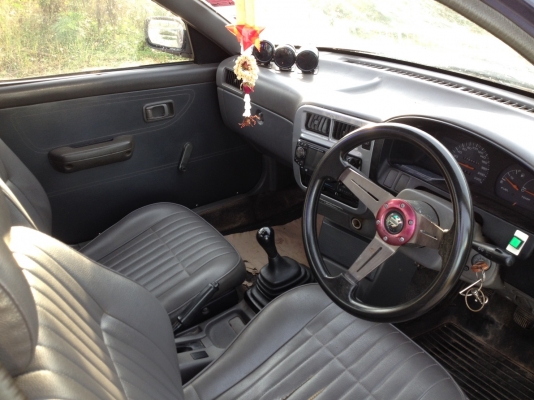 ขายด่วน 55,000 บาท ทะเบียนโอน ภาษี 61 พึ่งต่อมา เครื่องเดิมหัวฉีด ไม่มีเยิ้ม เครื่องดีมาก เงียบๆ กดพุ่ง เกียร์ธรรมดา ล่าสุดขับกล้บบ้านต่างจังหวัด 630 กิโลสบายๆ รถขับดีมาก ปกติทุกอย่าง  *แอร์เย็นจนหนาว **อยู่ อ่างเก็บนํ้าบาง จ.ชลบุรี ????โทร 093-957-8297 ?