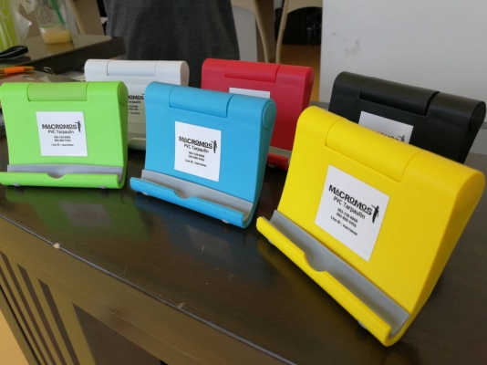 รับผลิต-จำหน่าย ผ้าคลุม รถบรรทุก ทุกรูปแบบ  ผ้าใบคลุมรถบรรทุก เต็นท์ ที่มีคุณสมบัติโดดเด่น ด้านเบา เหนียว ทน กันน้ำ กันยูวี ไม่ติด-ไม่ลามไฟ ไม่มีปัญหาใช้นานแล้วแข็ง