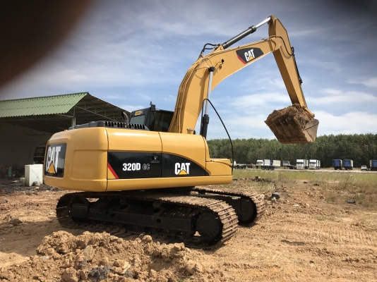 ขายcat320d gc 7800ชม ราคา1680000ชม ติดต่อเฮียk 098-641-1550