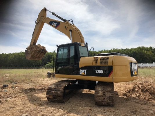 ขายcat320d gc 7800ชม ราคา1680000ชม ติดต่อเฮียk 098-641-1550