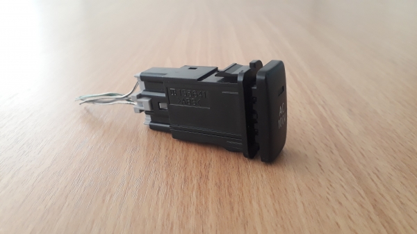 สวิทช์ AC 100V แท้ ของรถ TOYOTA VIGO