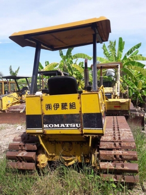 ขายจ้าKOMATSU D20P-6  เก่าญี่ปุ่นแท้  สไลด์ 6 ทิศทาง  3,XXX  ชั่วโมง  เดิมๆๆ  พร้อมใช้  โทร  089-3818694  ดวงนภา