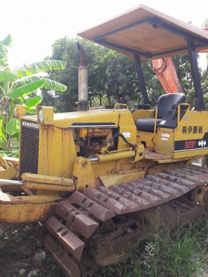 ขายจ้าKOMATSU D20P-6  เก่าญี่ปุ่นแท้  สไลด์ 6 ทิศทาง  3,XXX  ชั่วโมง  เดิมๆๆ  พร้อมใช้  โทร  089-3818694  ดวงนภา