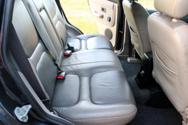 ขาย/แลก/เทิร์น Land Rover ปี02 4WD 168,000