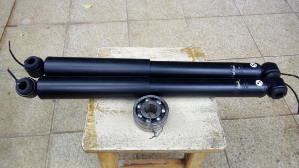 โช้คคูหลัง รีโว่ ถอดป้ายเเดง