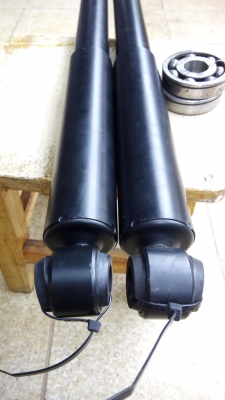 โช้คคูหลัง รีโว่ ถอดป้ายเเดง