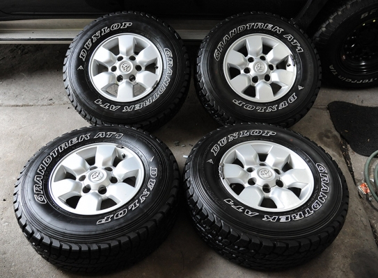 ล้อ Vigo 4x4 ขอบ 15 ชุด 3,500.- ล้อ Vigo 4x4 ขอบ 15 ชุด 3,500.-