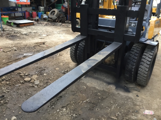 รถยกkomatsu fg25 สภาพดีเก่าญี่ปุ่น รถยกkomatsu fg25 สภาพดีเก่าญี่ปุ่น