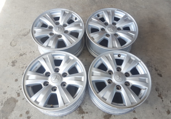 ขายล้อMitsubishi Triton ขอบ16   4 ล้อ