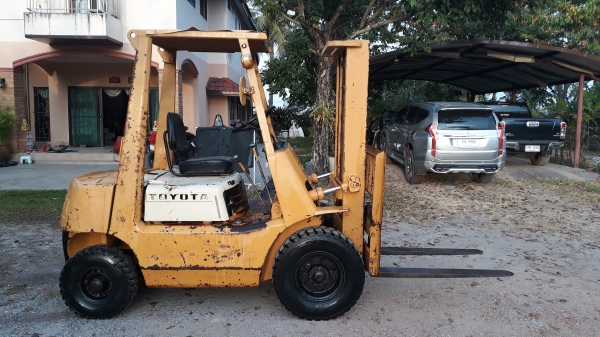 ฟอร์คลิฟ2FG20 ยก2ตันเก่านอก