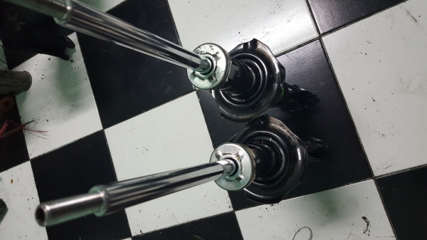 ขายโช็คคู่หน้า อาเมร่า