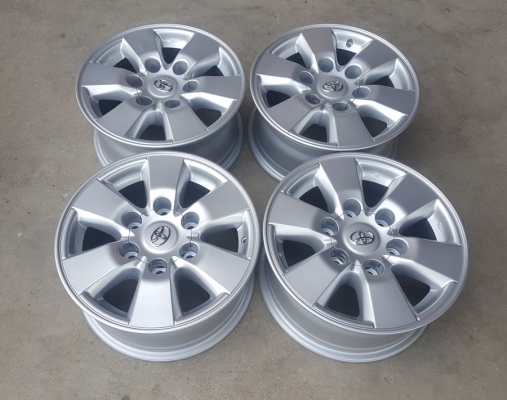 ขายล้อTOYOTA PRERUNNER ขอบ15  6รู 4 ล้อ