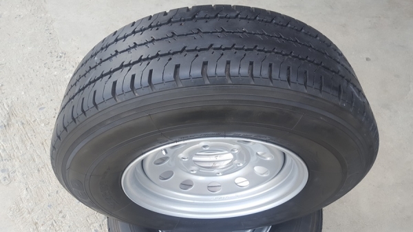 ล้อกะทะผ่าใหม่ขอบ15 ยาง215R14 XCD ปี 16  2 ล้อ