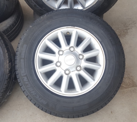 ขายล้อISUZU ขอบ15 ยาง215/70/15   4 ล้อ