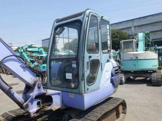 ขายค่ะ รถขุด HITACHI EX40-2