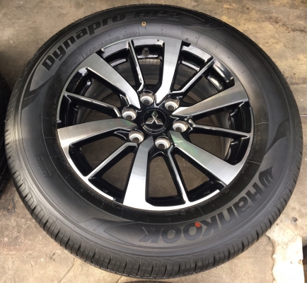 ล้อแม็ก Mitsu All New Pajero Sport ตัวท๊อป ขอบ 18 พร้อมยางป้ายแดง 265-60-18 ปี 17