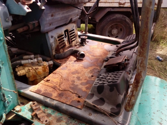 ขายอะไหล่ชิ้นส่วนรถแมคโคเล็ก โคมัสสุ PC-30-7 แยกขาย สภาพตามรูปครับ