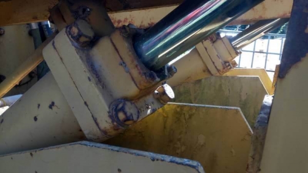 ขาย 555,000 แทกเตอร CAT-D7F  เครื่องดี ปั้มแรง เอกสารเล่มทะเบียน  รถยุ โคราช  โทร0610710295