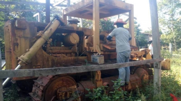 ขาย 555,000 แทกเตอร CAT-D7F  เครื่องดี ปั้มแรง เอกสารเล่มทะเบียน  รถยุ โคราช  โทร0610710295