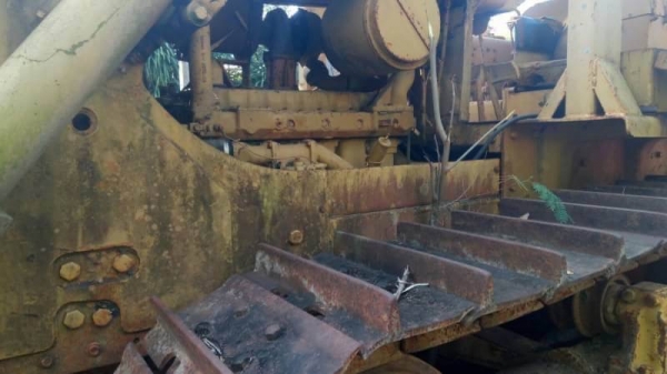 ขาย 555,000 แทกเตอร CAT-D7F  เครื่องดี ปั้มแรง เอกสารเล่มทะเบียน  รถยุ โคราช  โทร0610710295