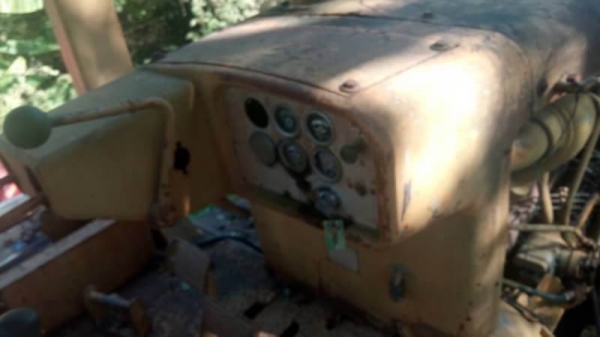 ขาย 555,000 แทกเตอร CAT-D7F  เครื่องดี ปั้มแรง เอกสารเล่มทะเบียน  รถยุ โคราช  โทร0610710295