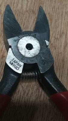 100บ.ส่งถึงบ้านฟรีโทร 083-2000058 LINE ID: line832923 a7. คีมตัดยี่ห้อKEIBA 2 อัน