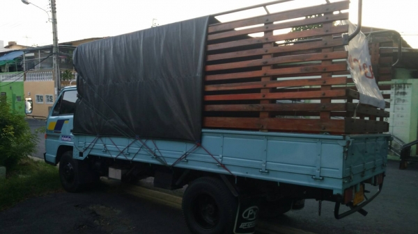 รถบรรทุก 6ล้อ สวย พร้อมลุยงาน รถบรรทุก 6ล้อ สวย พร้อมลุยงาน