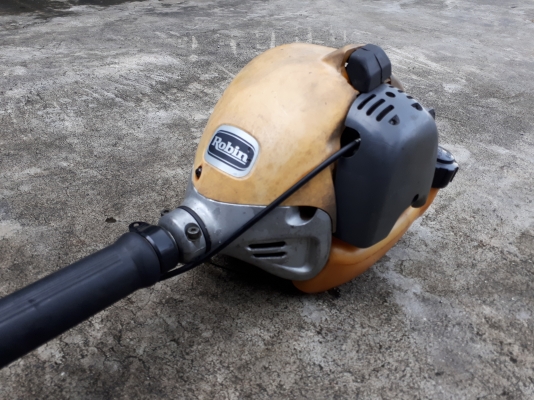 เครื่องตัดหญ้า Robin nb253 นำเข้าจากญี่ปุ่น เครื่องตัดหญ้า Robin nb253 นำเข้าจากญี่ปุ่น