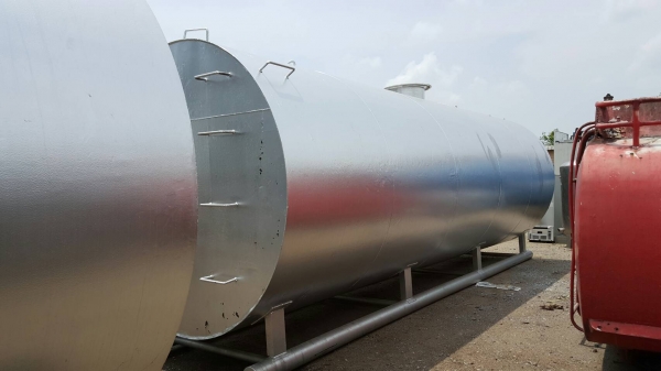 ขายถังน้ำมัน หลายขนาด หรือตามสั่ง