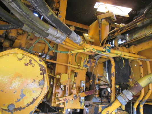 ขาย!!! รถปูยาง ยี่ห้อ VOGELE  รุ่น SUPER1704 ซีเรียล 665158 ปี 1996 ชั่วโมงทำงาน 8972 ชั่วโมง