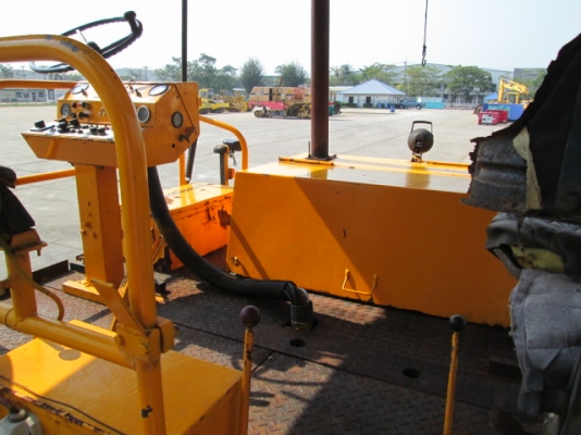 ขาย!!! รถปูยาง ยี่ห้อ VOGELE  รุ่น SUPER1704 ซีเรียล 665158 ปี 1996 ชั่วโมงทำงาน 8972 ชั่วโมง