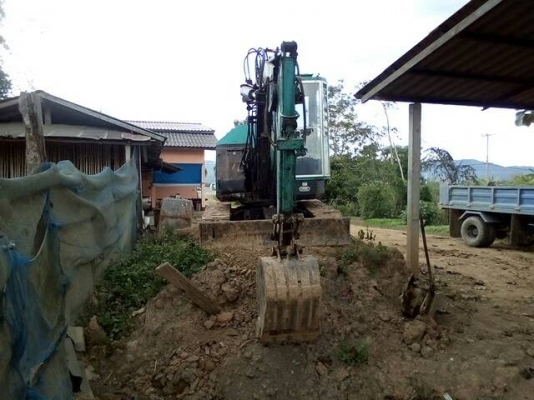 ขายรถแบคโฮ Komatsu pc50UU ราคาถูก ทะเบียนเต็ม