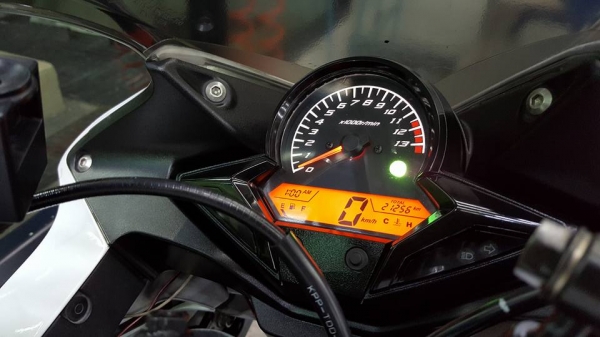 ขออนุญาตขาย HONDA CBR150I NEW สภาพพร้อมใช้งาน ฟรีค่าโอน