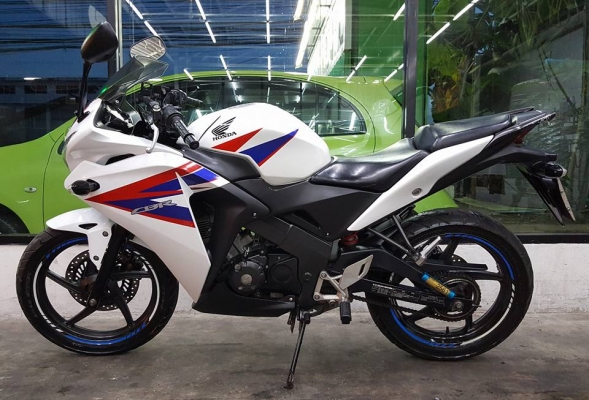 ขออนุญาตขาย HONDA CBR150I NEW สภาพพร้อมใช้งาน ฟรีค่าโอน ขออนุญาตขาย HONDA CBR150I NEW สภาพพร้อมใช้งาน ฟรีค่าโอน