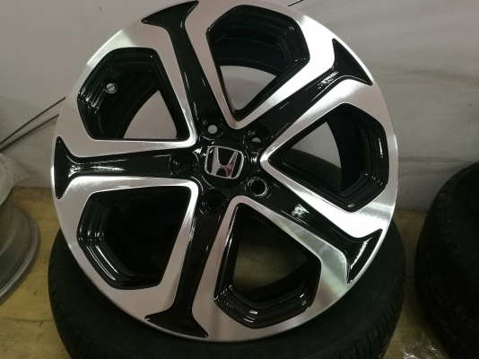 ล้อ HR-Vแท้  8500฿