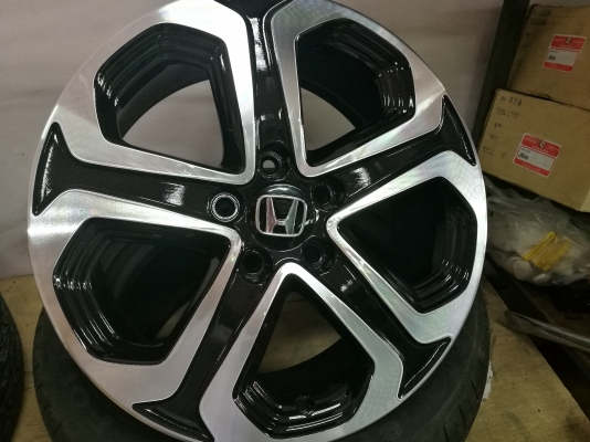 ล้อ HR-Vแท้  8500฿