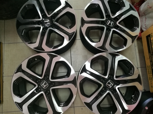 ล้อ HR-Vแท้  8500฿