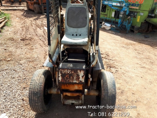 ขายถูก รถตักล้อยาง BOBCAT เครื่องยนต์ kubota ดีเซล 2 สูบ เก่าญี่ปุ่น พร้อมใช้ ขายถูก รถตักล้อยาง BOBCAT เครื่องยนต์ kubota ดีเซล 2 สูบ เก่าญี่ปุ่น พร้อมใช้