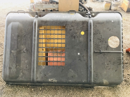 ขาย เหมา ฝาข้าง กล่องเเบต ฝาครอบเครื่อง CAT320D ขาย เหมา ฝาข้าง กล่องเเบต ฝาครอบเครื่อง CAT320D