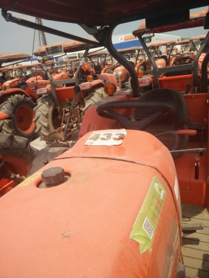 โปรโมชั่นราคากันสุดๆ ถูกกว่าไม่มีแล้ว แทรกเตอร์ L4708SP บุ้งกี๋ สวยๆเดิมๆ ใช้งานได้เลย